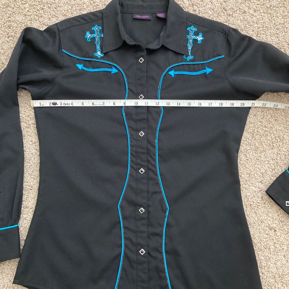 Women’s vintage Wrangler black western shirt. Size M - Picture 10 of 11